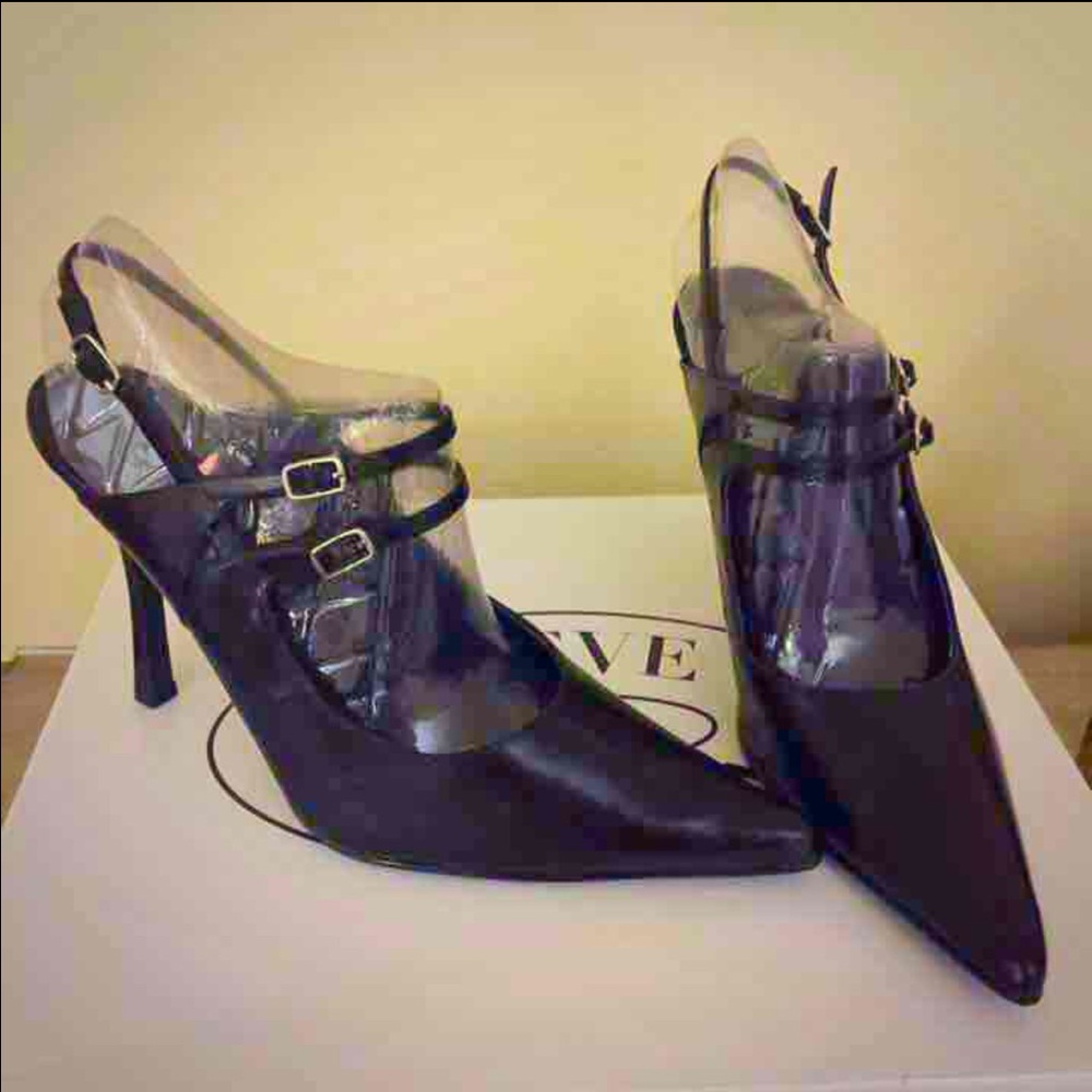 New $90 Colin Stuart pointed black leather heels